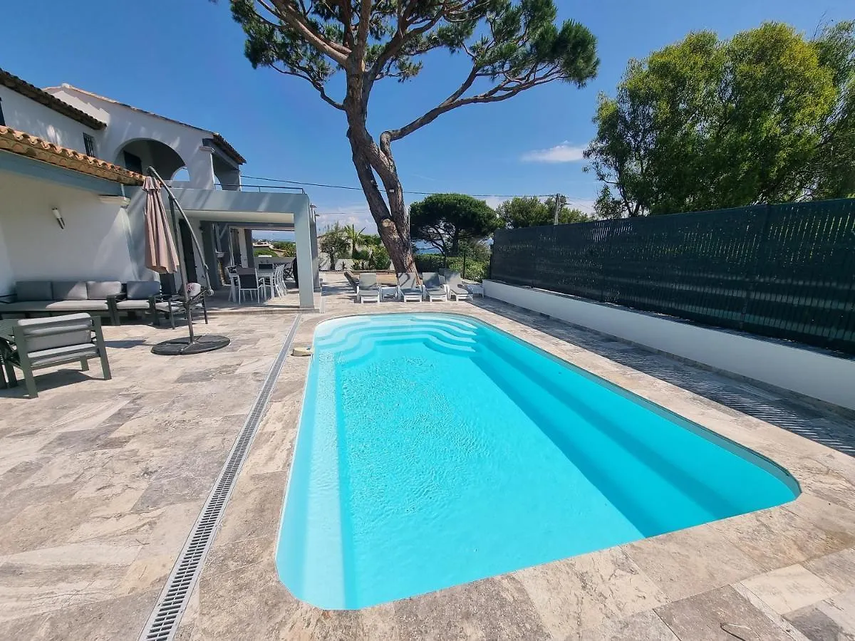 Villa Beaupre レ・ズィサンブル 0*,  フランス